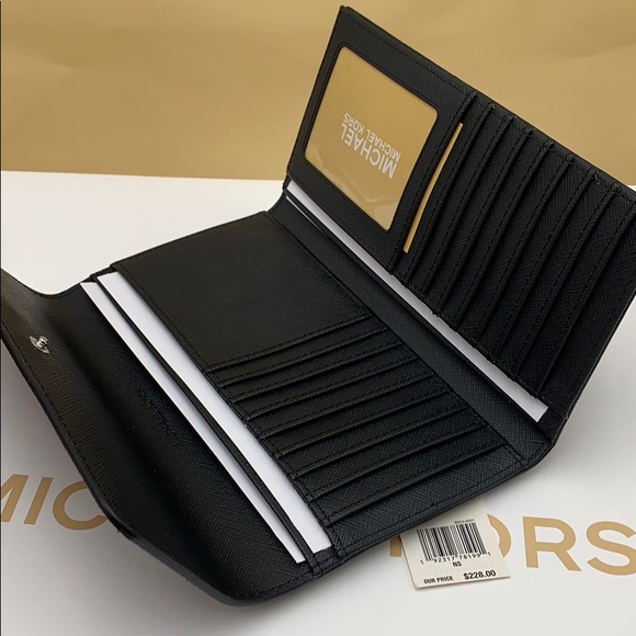 MICHAEL KORS JET SET TRAVEL LG TRIFOLD BLACK - Picture 9 of 16